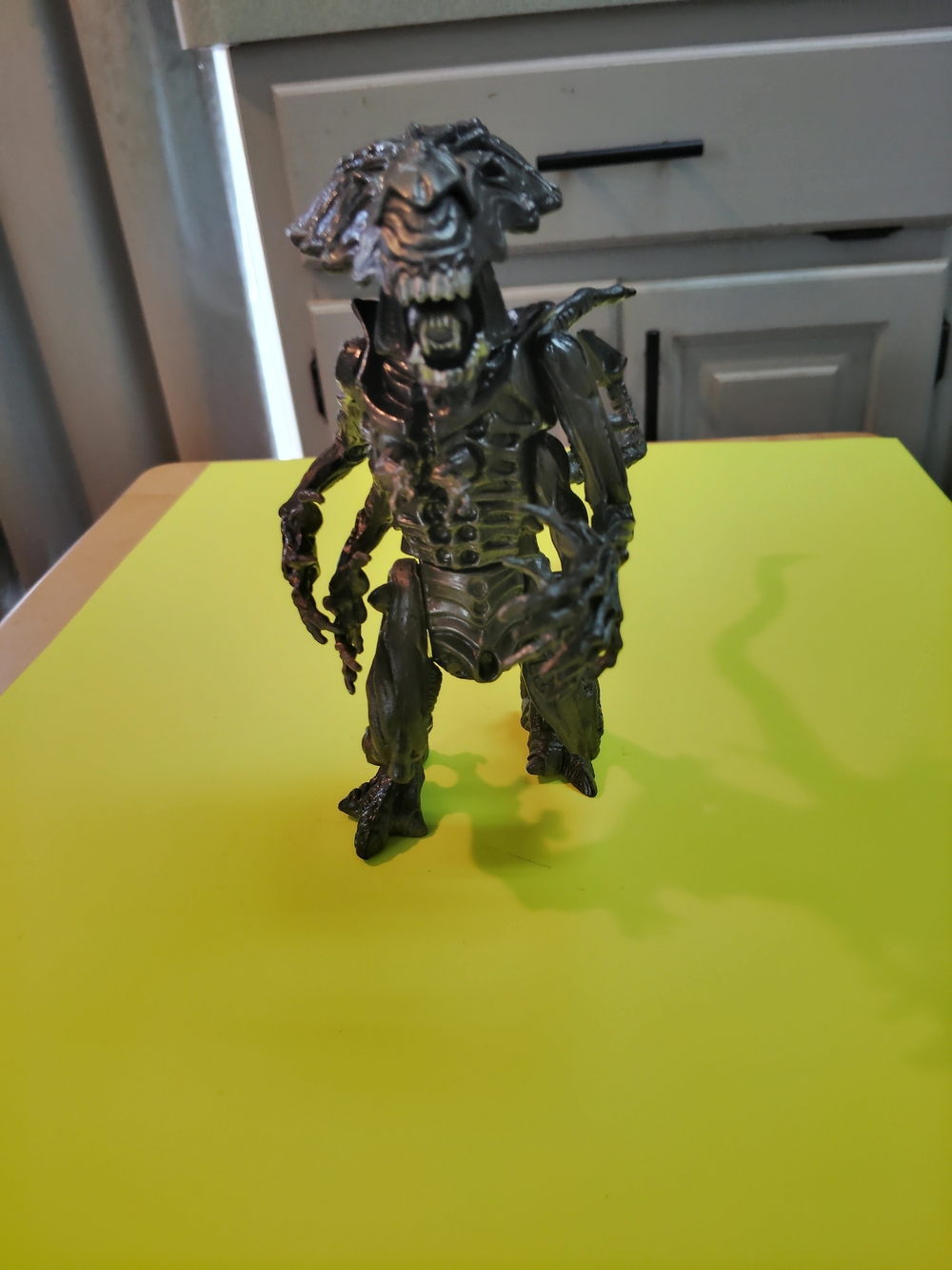 Vintage 1992 Kenner 6" Queen Alien